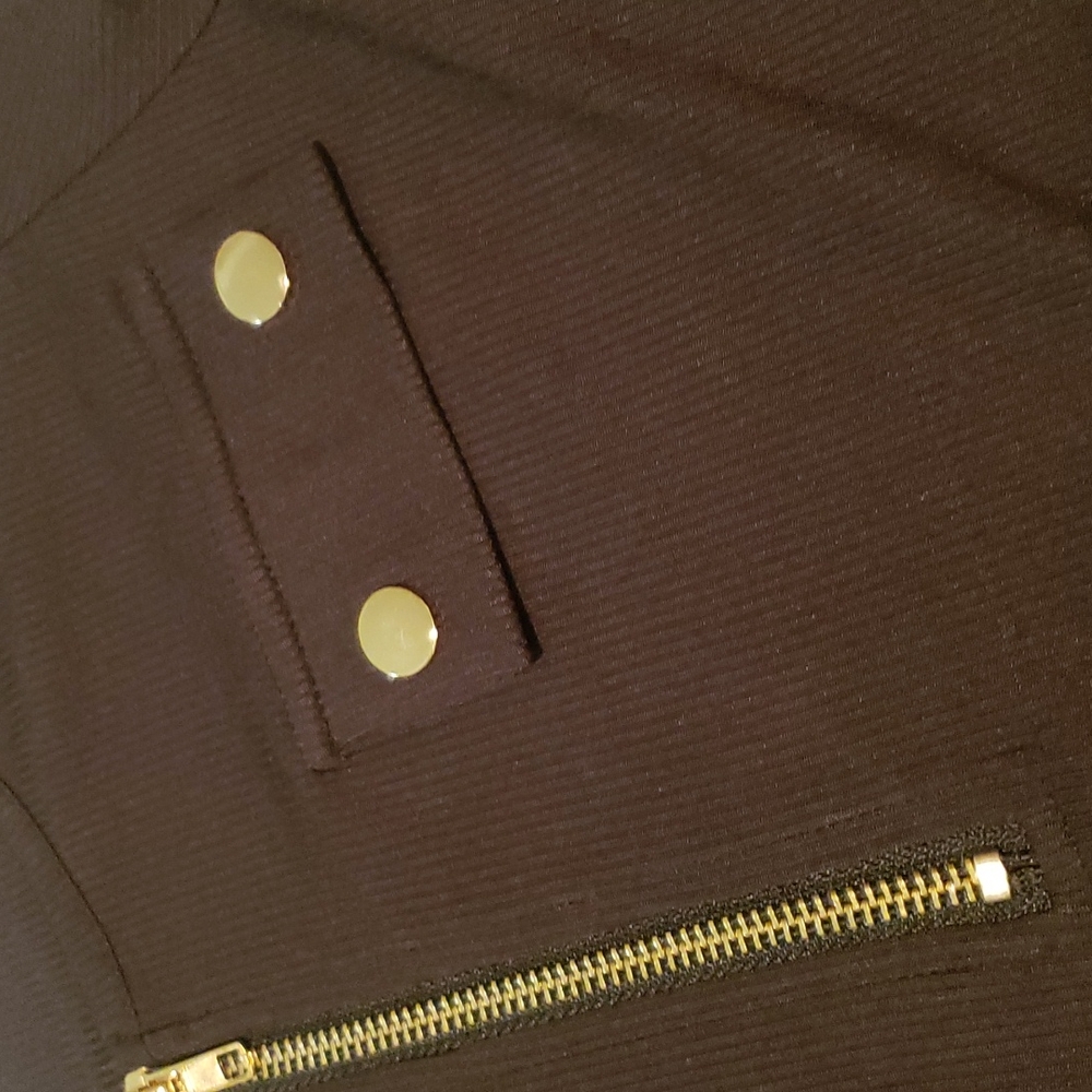 ♥️New boutique Ribbed zipper top - Picture 6 of 10